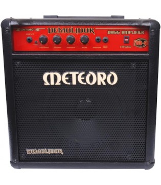Meteoro Demolidor FWB50 - басовый комбо
