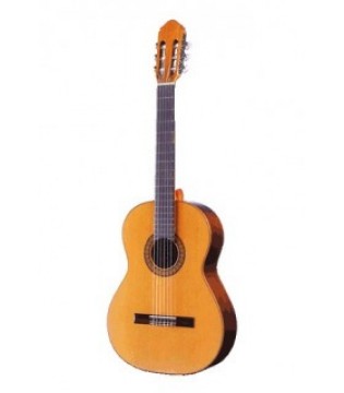 Классическая гитара М. Fernandez MF-32