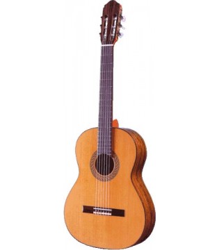 Классическая уменьшенная 3/4 гитара М. Fernandez MF-20M