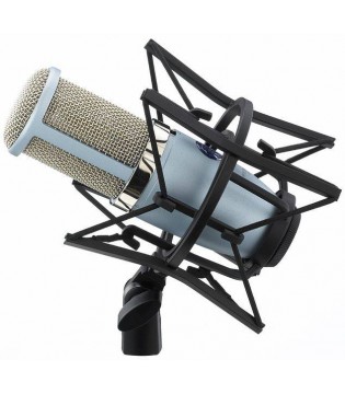 AKG P420 конденсаторный микрофон